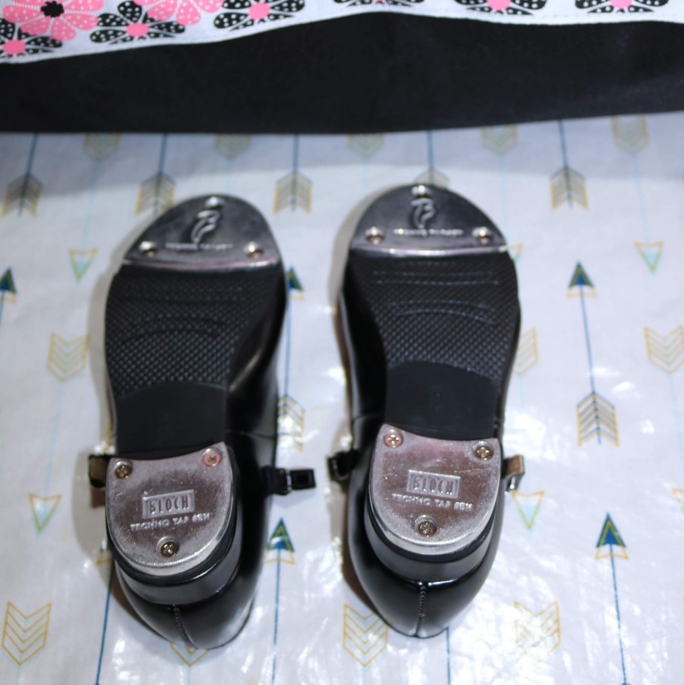 Tap Shoes - Picture 4 of 5